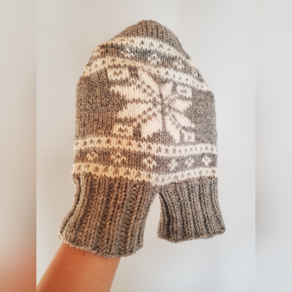 Double Mitten - Picture 2 of 4